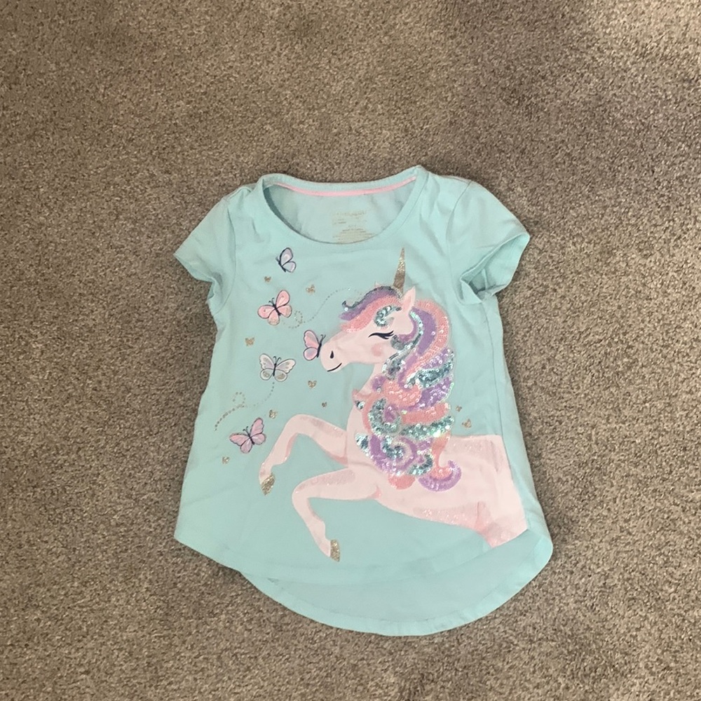 Turquoise girls unicorn shirt